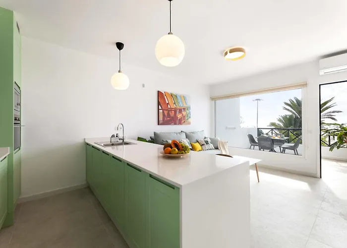 Tabaybas 7 Beachfront Pool Sea Views By Bayside 公寓 卡门港