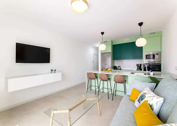 公寓 Tabaybas 7 Beachfront Pool Sea Views By Bayside 卡门港