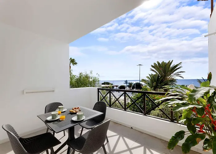 Tabaybas 7 Beachfront Pool Sea Views By Bayside 卡门港