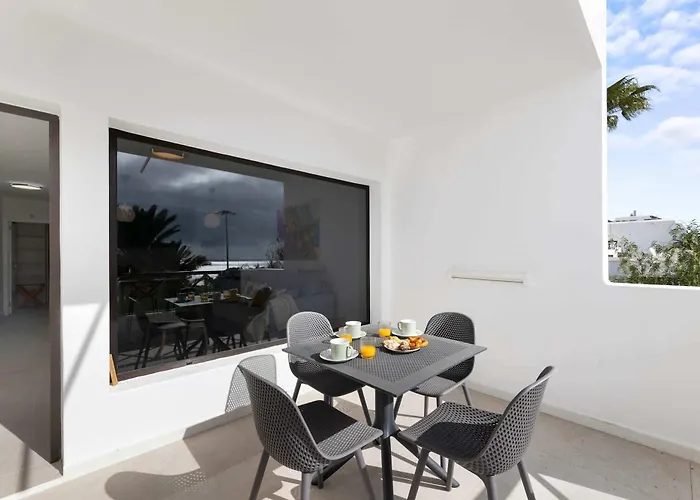 公寓 Tabaybas 7 Beachfront Pool Sea Views By Bayside