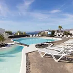 Tabaybas 7 Beachfront Pool Sea Views By Bayside شقة